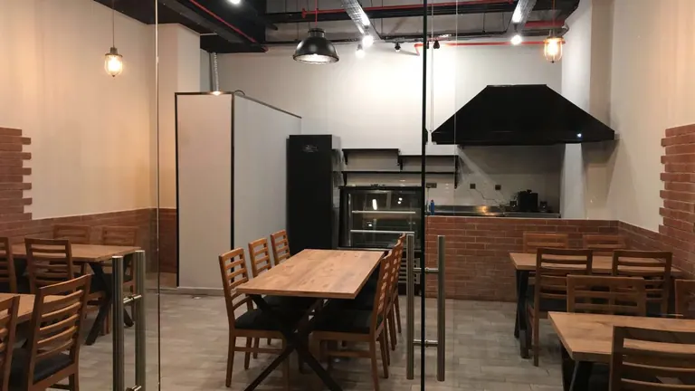 Bayraklı restoran projesinin tasarım görseli
